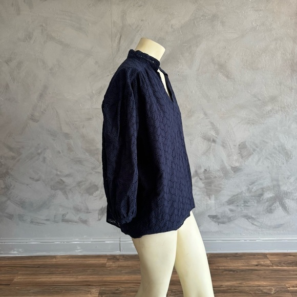 Draper James RSVP Fully Lined Cotton Eyelet Top
Size XL - Picture 4 of 6